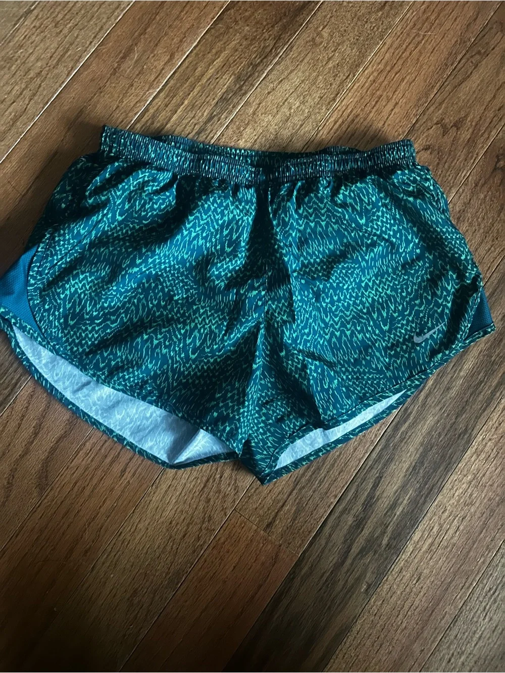 Nike Women's Teal and Green Patterned Athletic Shorts